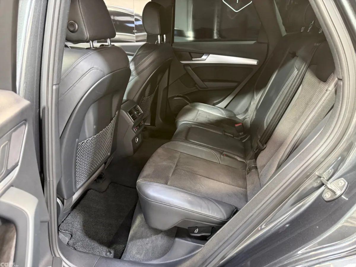 Audi Q5 MPV, Diesel, 2019, Grey
