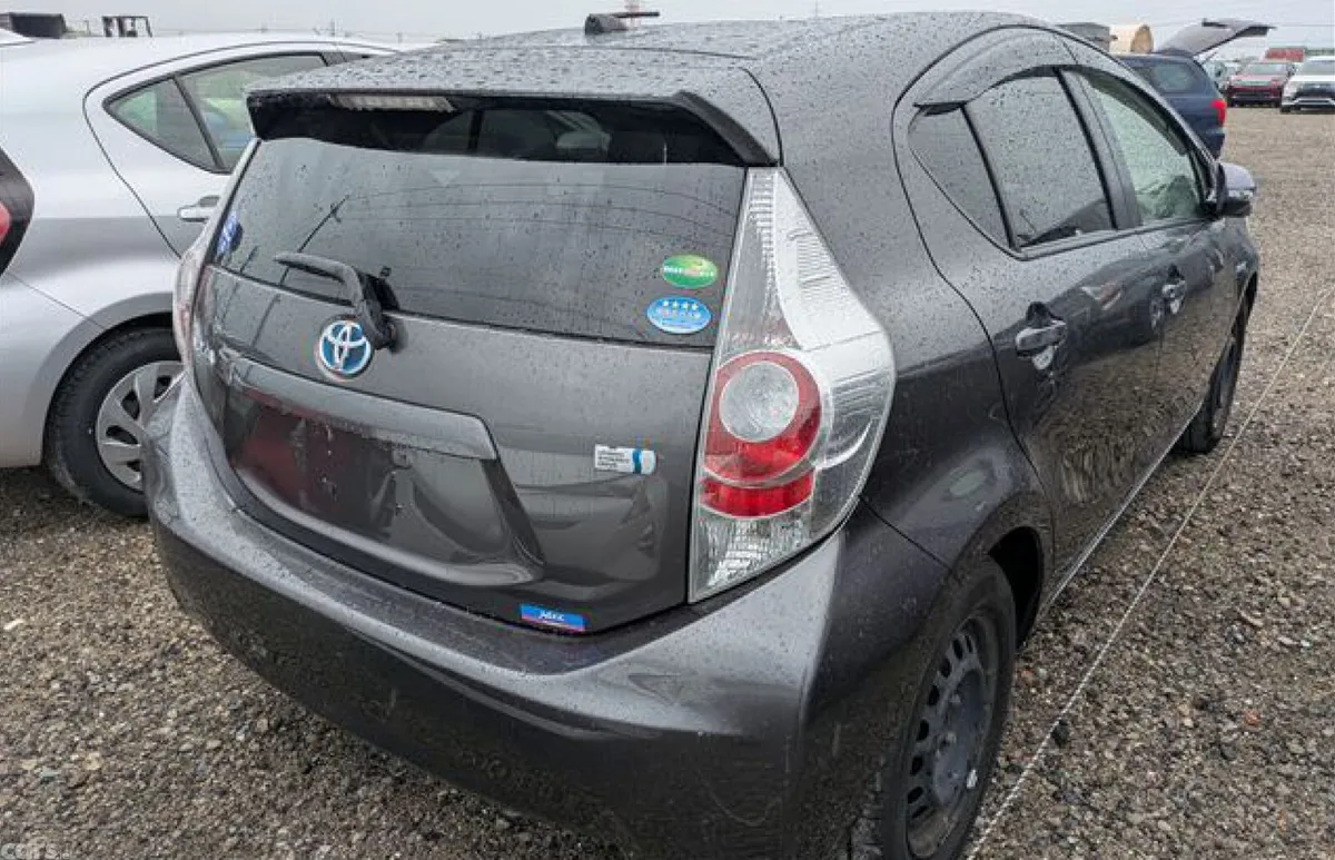 Toyota Aqua Hatchback, Petrol Hybrid, 2013, Grey