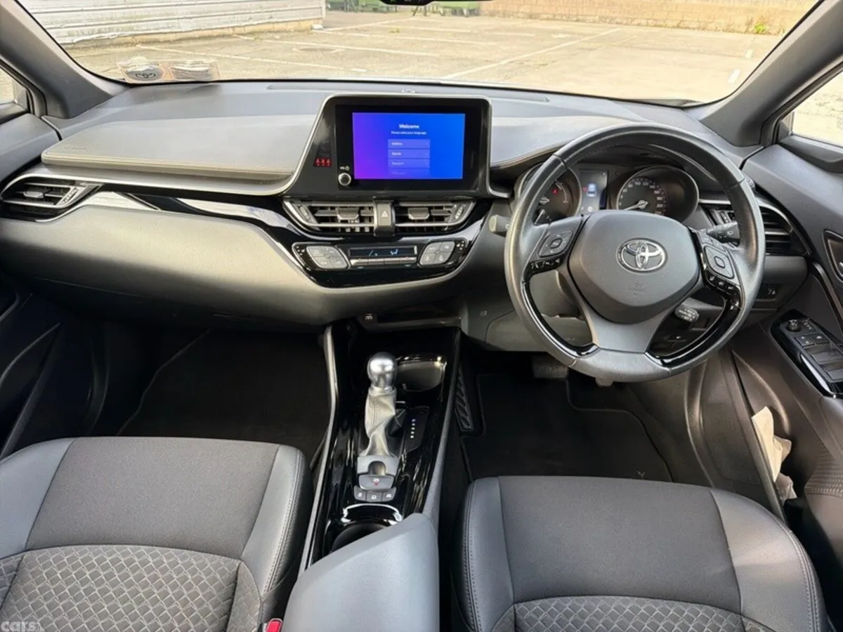 Toyota C-HR SUV, Petrol Hybrid, 2023, Grey
