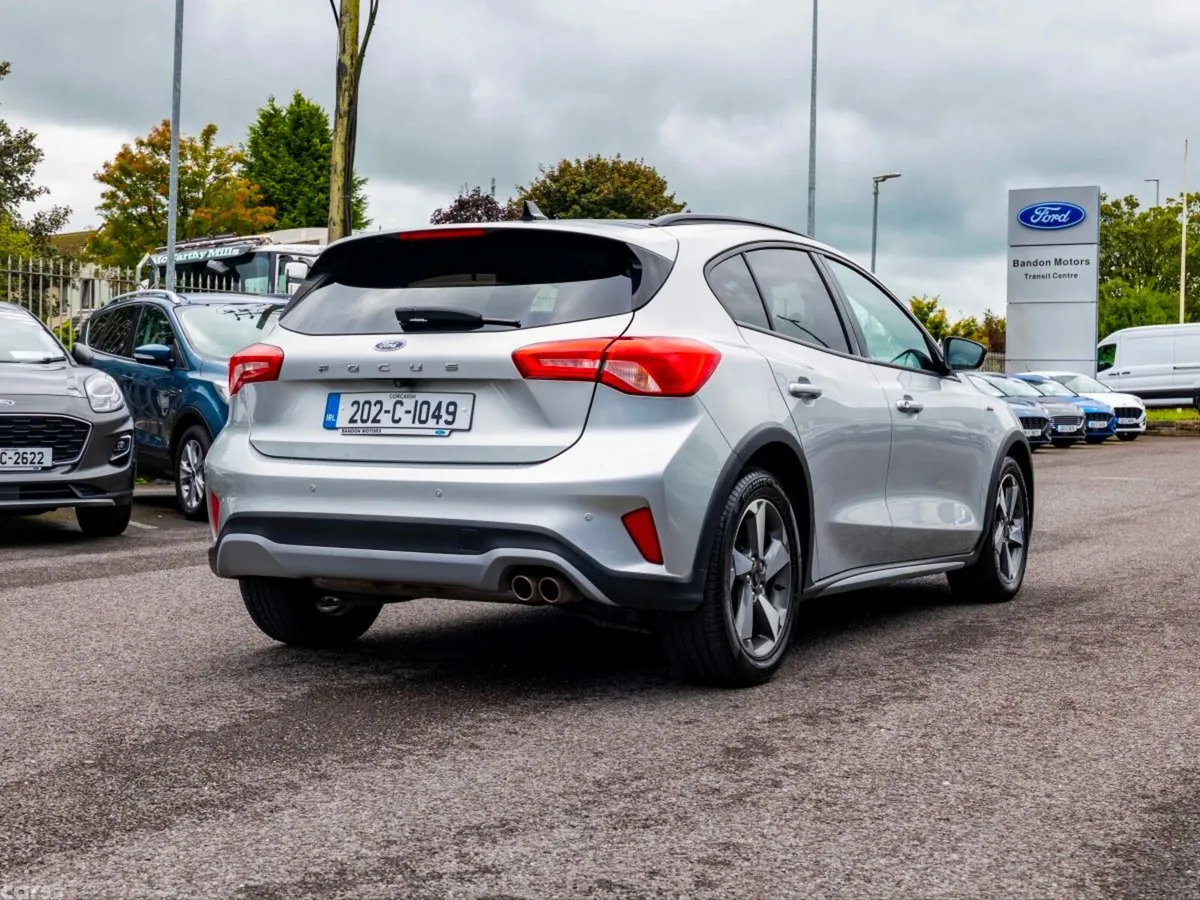 Ford Focus Hatchback, Petrol, 2020, Grey