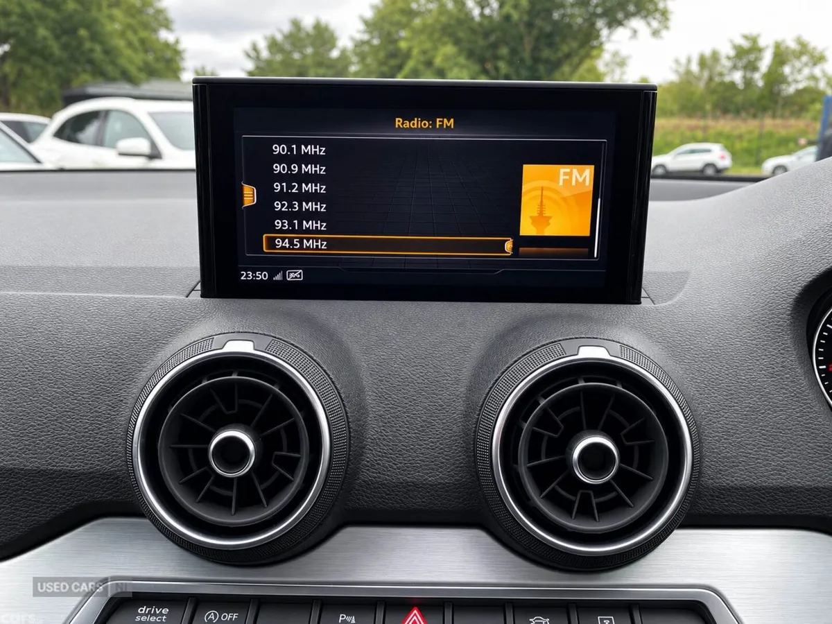 Audi Q2 , Petrol, 2017, Black