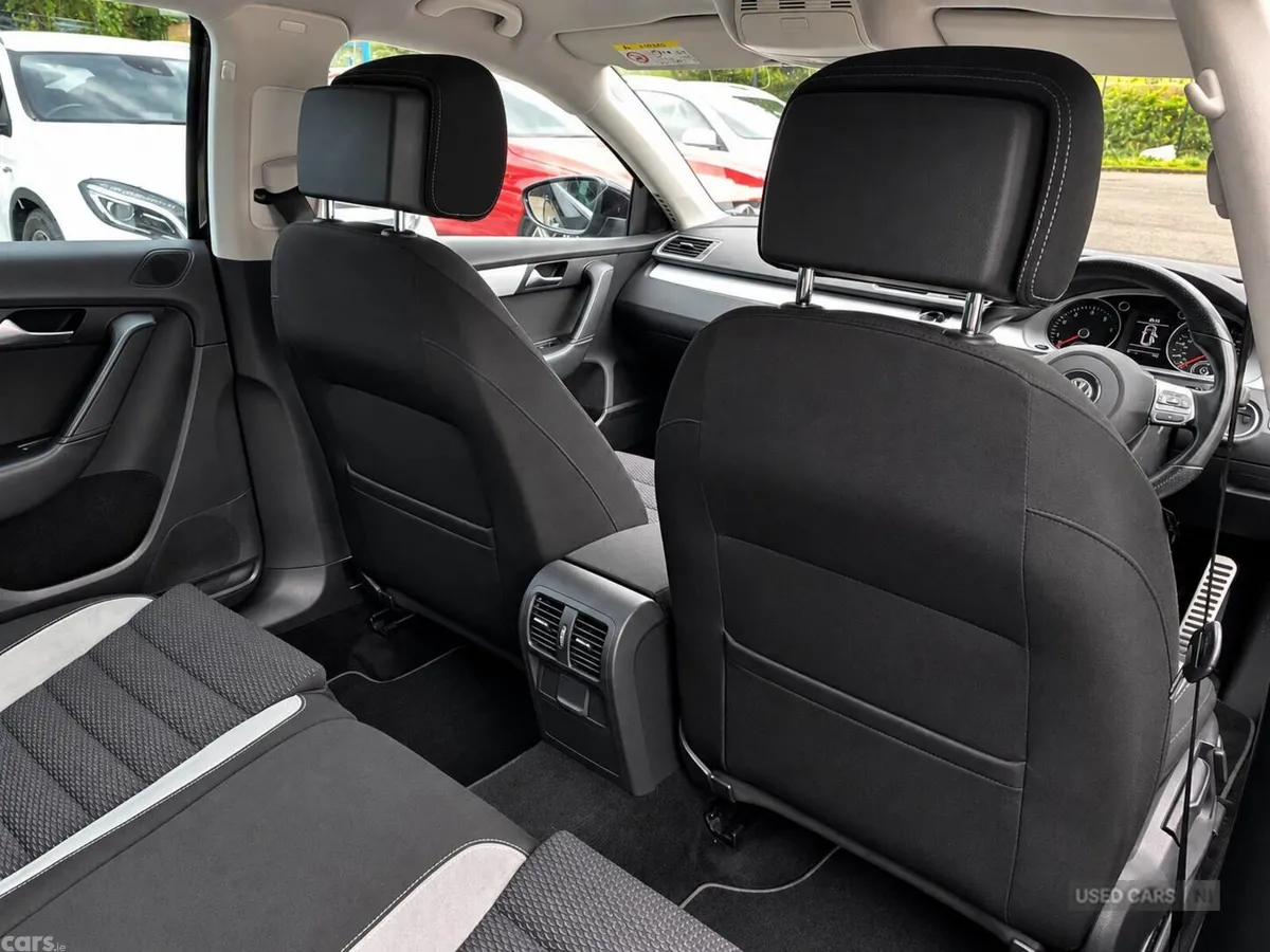 Volkswagen Passat , Petrol, 2015, Black