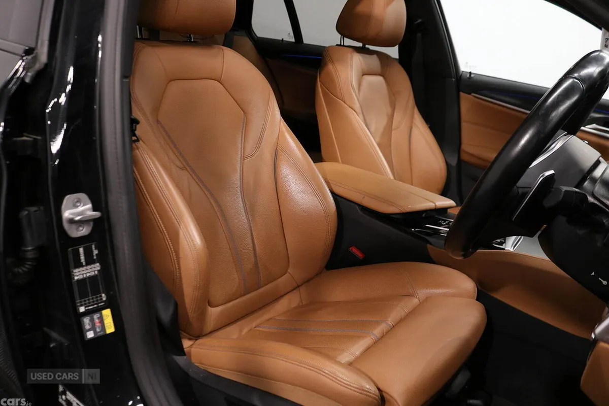 BMW 5-Series Estate, Petrol Hybrid, 2023, Black
