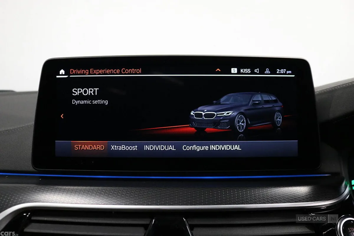 BMW 5-Series Estate, Petrol Hybrid, 2023, Black