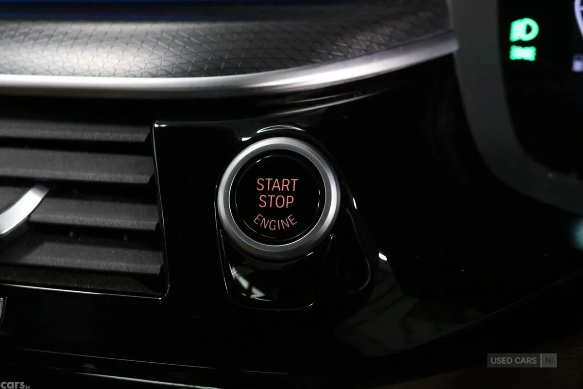 BMW 5-Series Estate, Petrol Hybrid, 2023, Black
