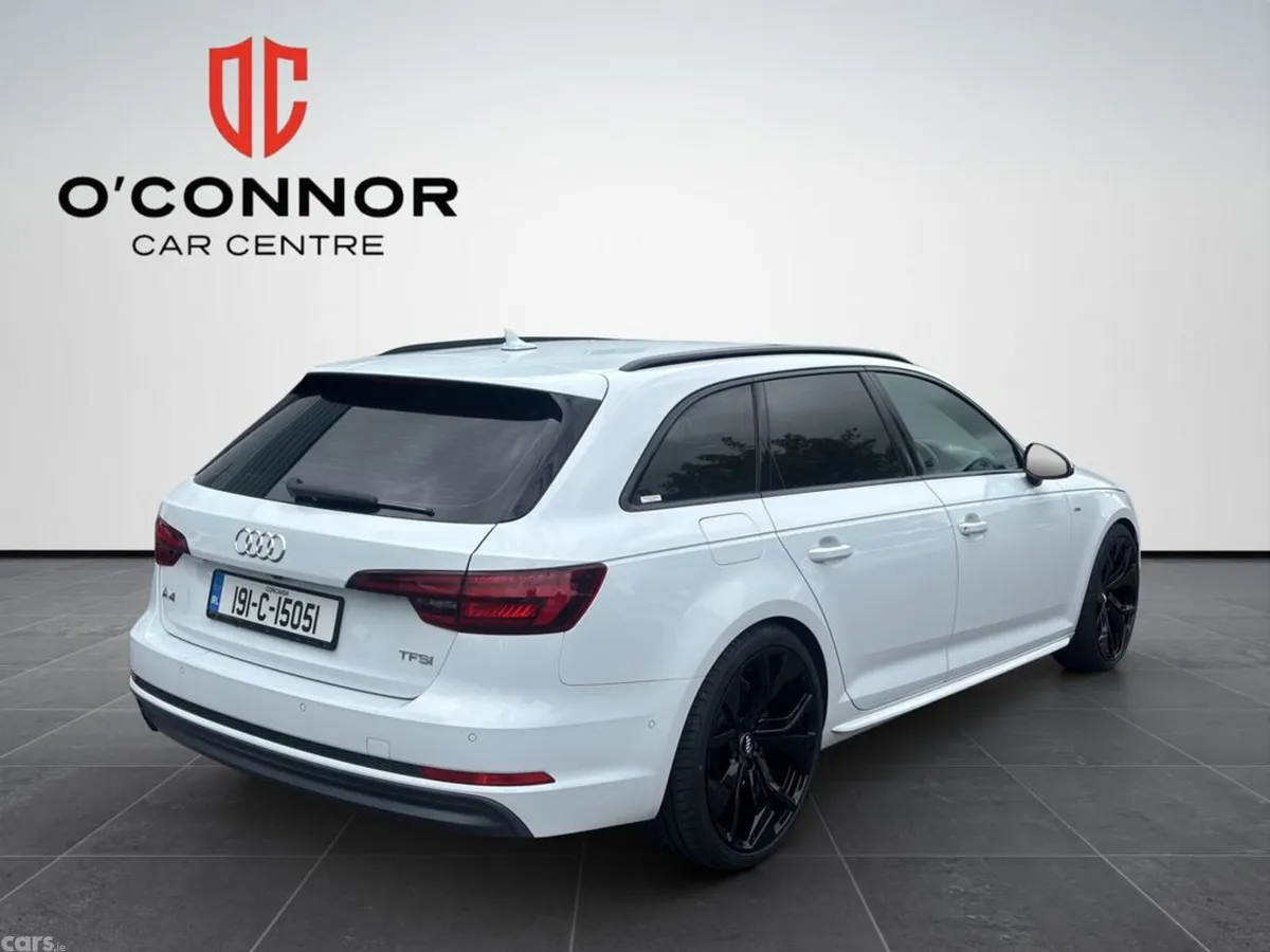 Audi A4 Estate, Petrol, 2019, White