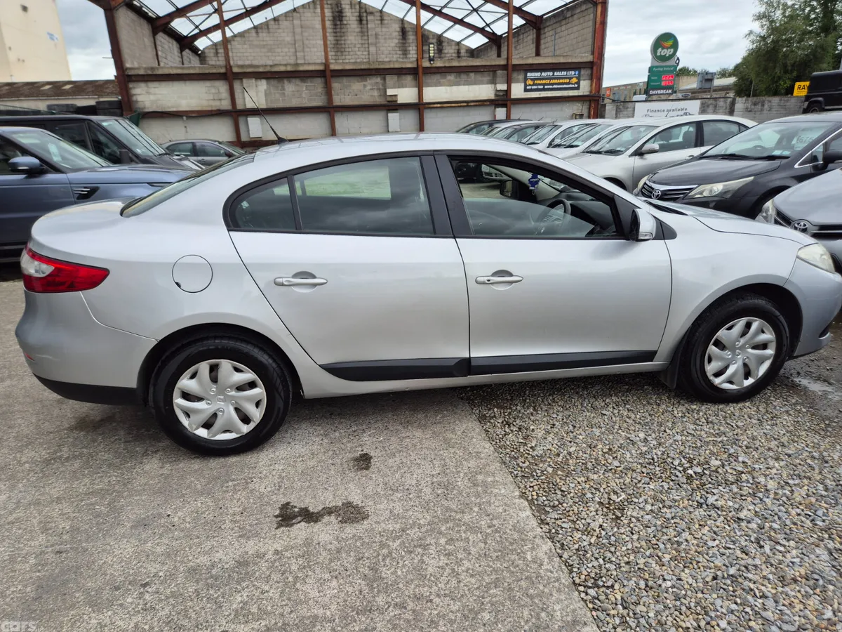 Renault Fluence Saloon, Diesel, 2013, Silver