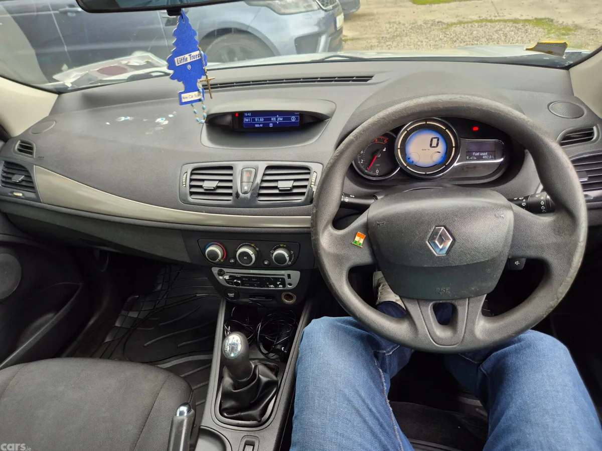Renault Fluence Saloon, Diesel, 2013, Silver