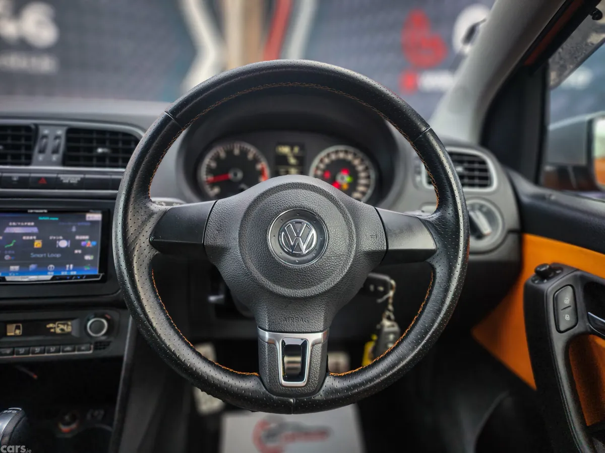 Volkswagen Polo Hatchback, Petrol, 2011, Orange