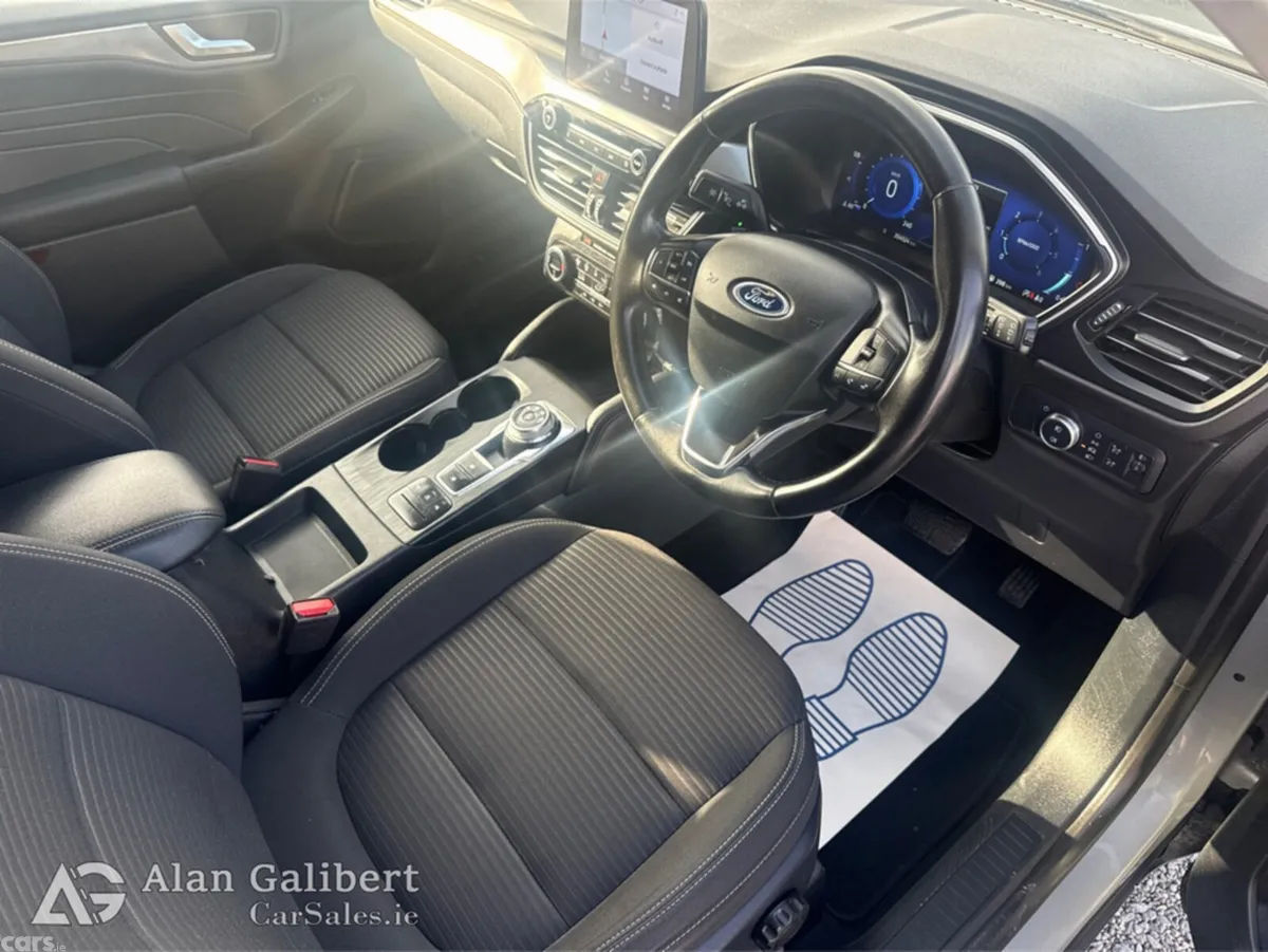 Ford Kuga MPV, Diesel, 2022, Grey