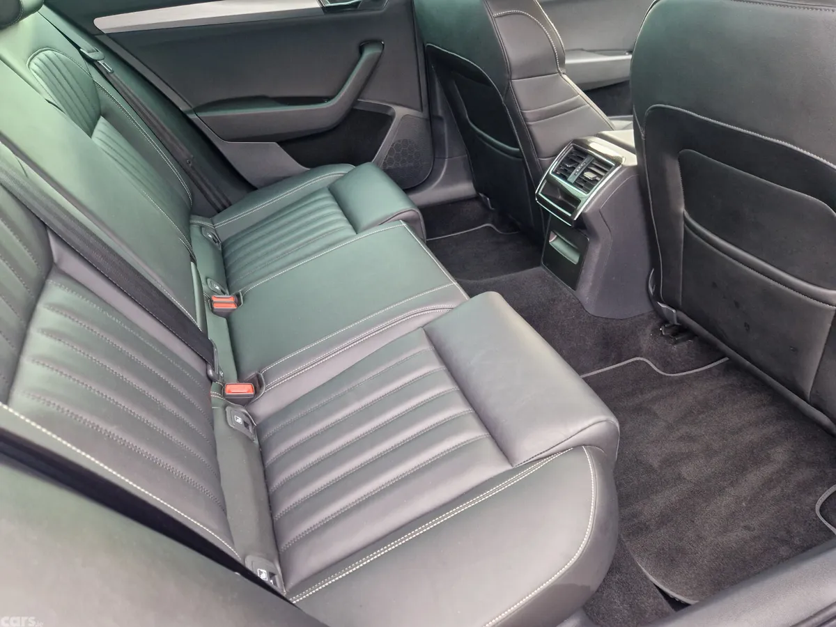 Skoda Superb Estate, Petrol Hybrid, 2023, Blue