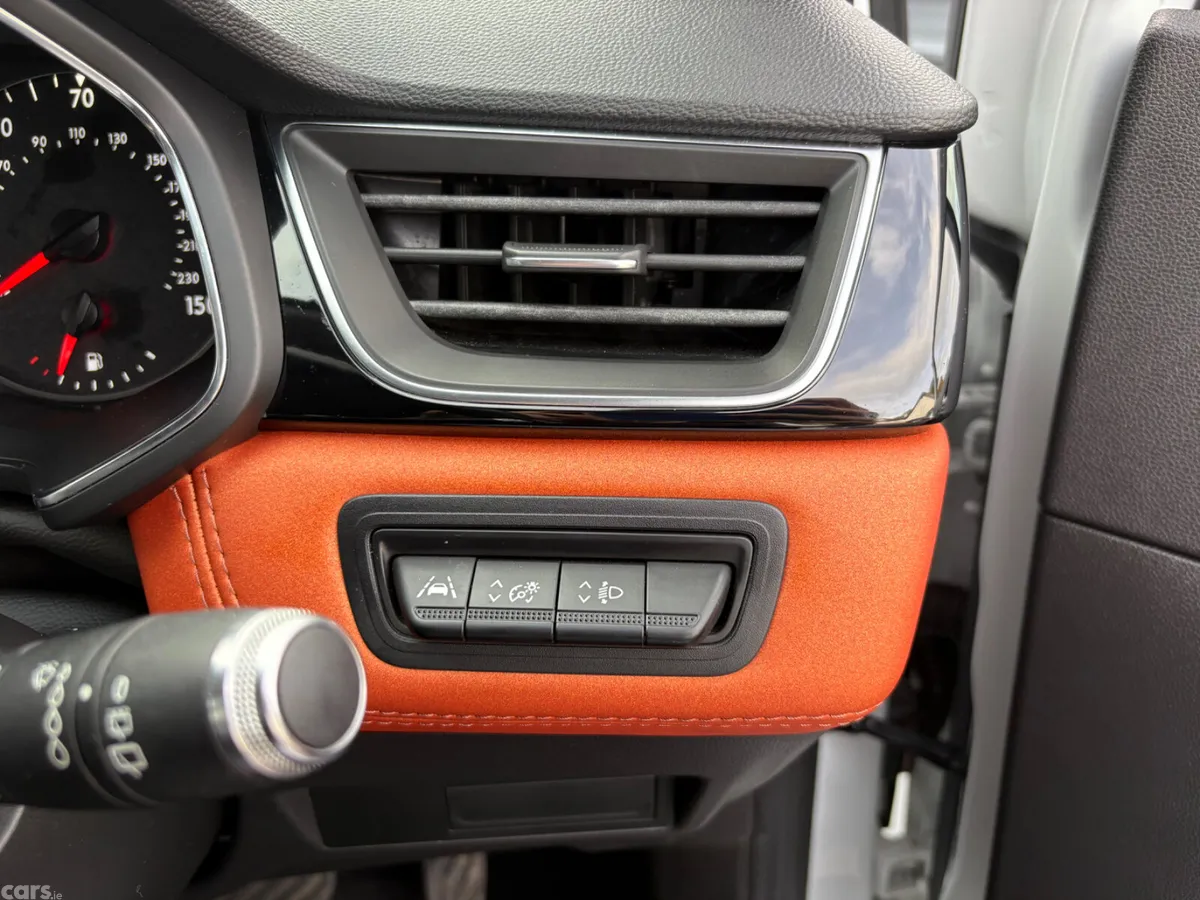 Renault Captur Hatchback, Diesel, 2020, White