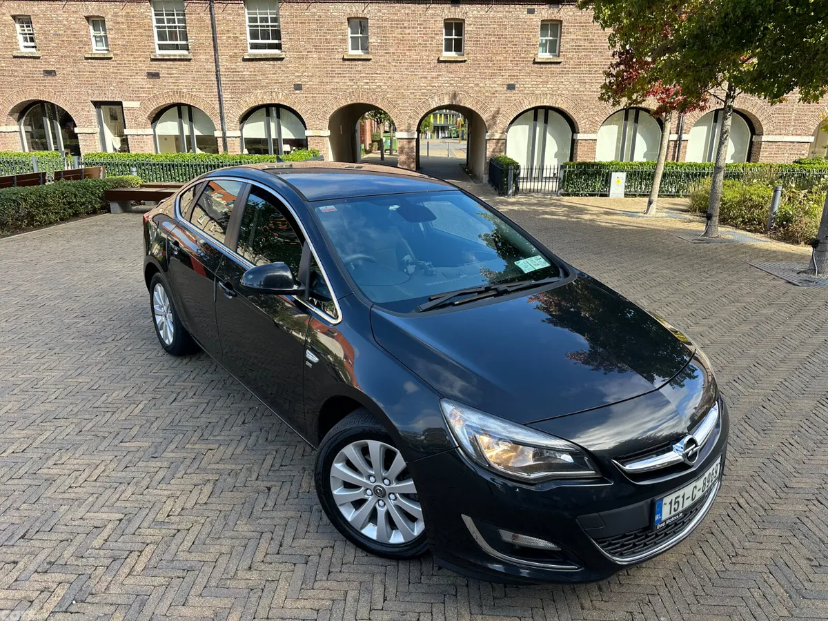 Opel Astra Saloon, Diesel, 2015, Black