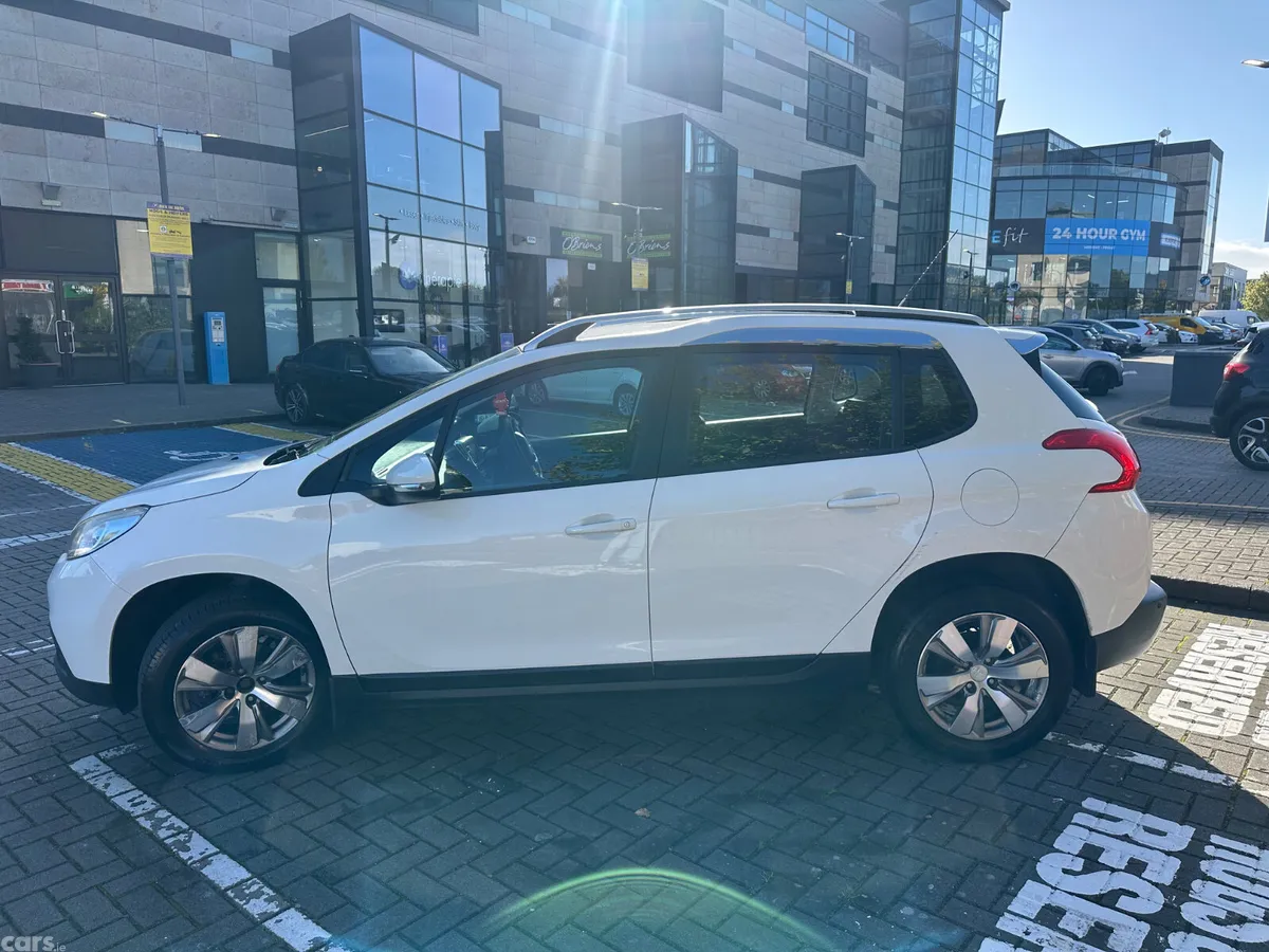 Peugeot 2008 SUV, Petrol, 2015, White