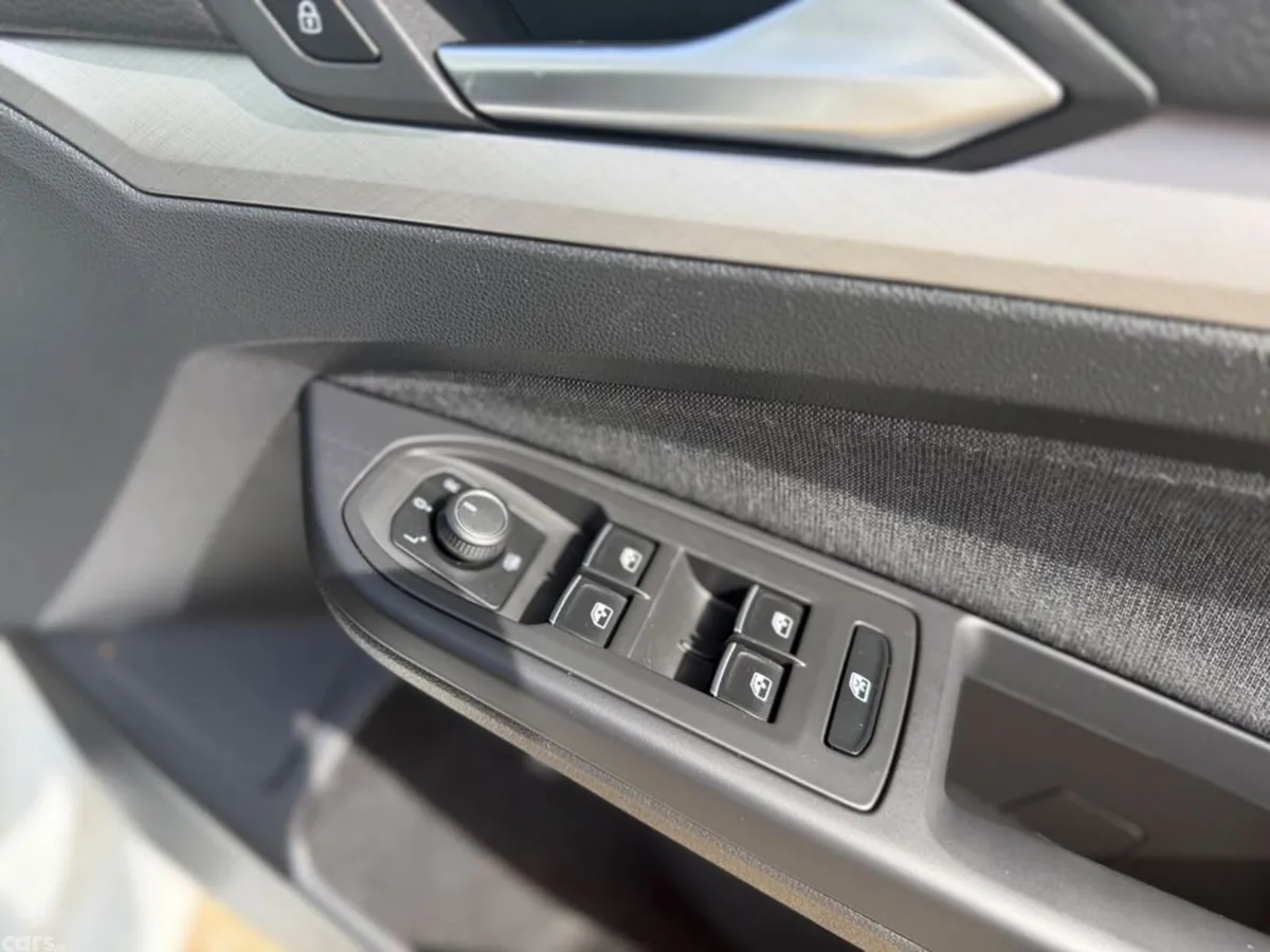 Volkswagen Golf Hatchback, Petrol, 2023, White