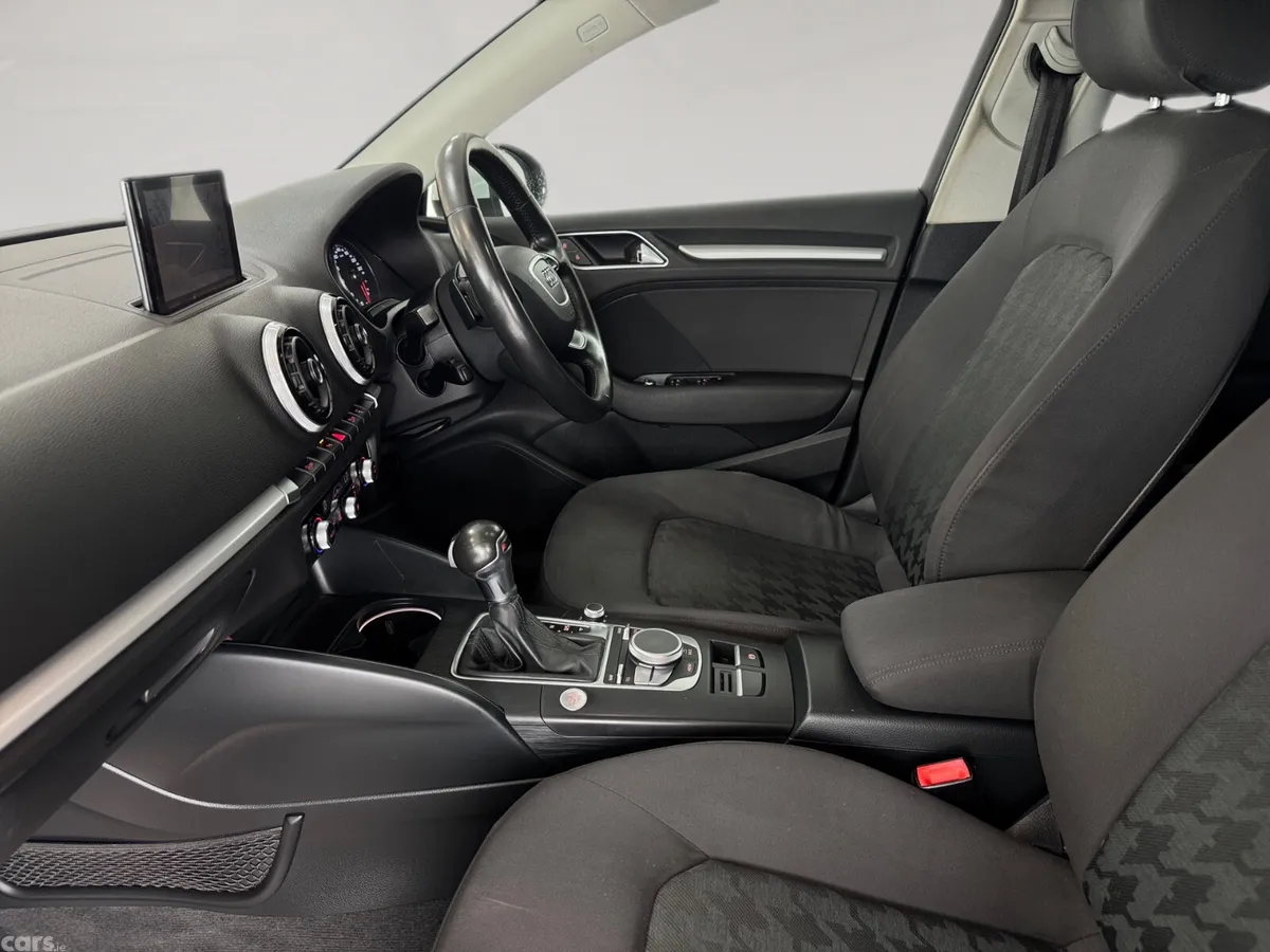 Audi A3 Hatchback, Petrol, 2015, White