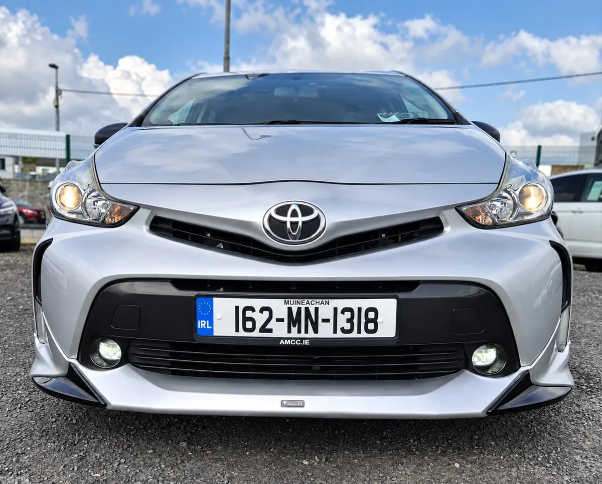 Toyota Prius MPV, Petrol Hybrid, 2016, Silver