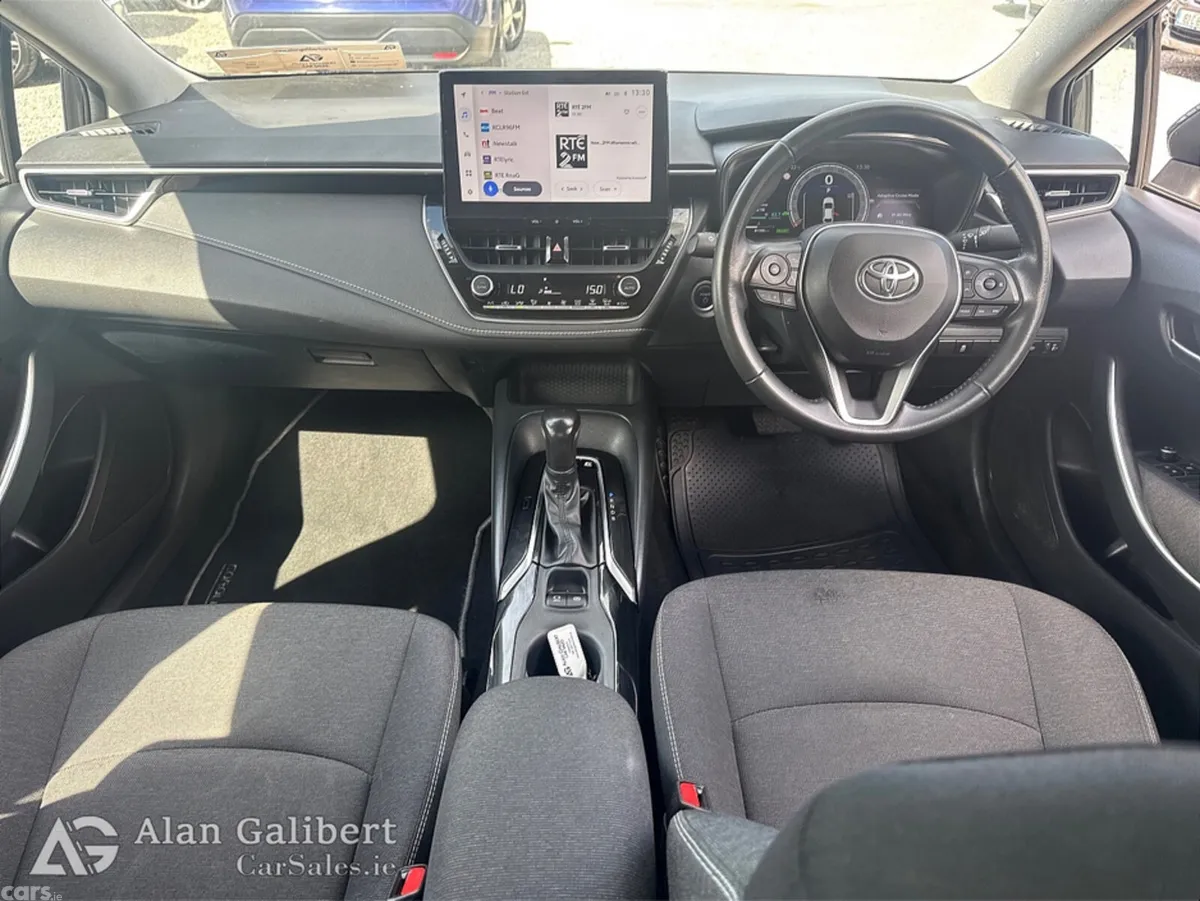 Toyota Corolla Saloon, Petrol Hybrid, 2023, Grey