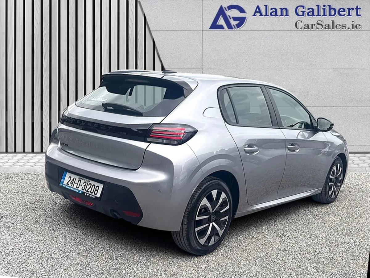Peugeot 208 Hatchback, Petrol, 2024, Grey