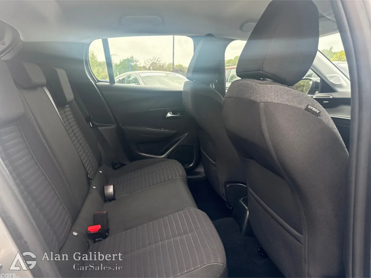 Peugeot 208 Hatchback, Petrol, 2024, Grey