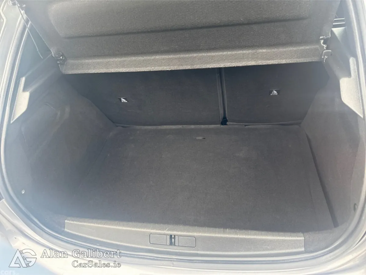 Peugeot 208 Hatchback, Petrol, 2024, Grey