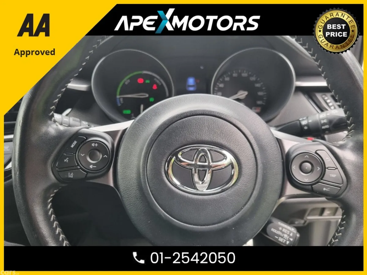 Toyota C-HR SUV, Petrol Hybrid, 2020, White