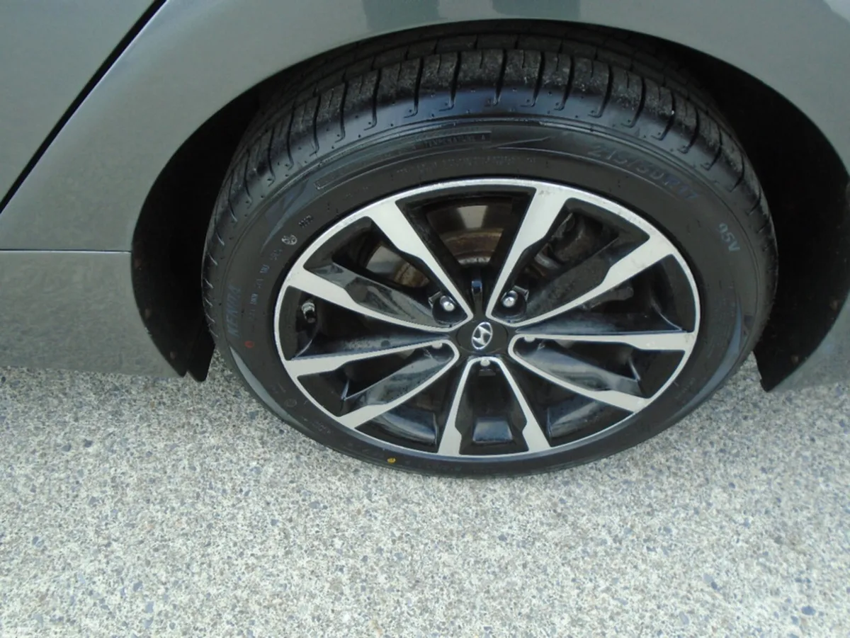 Hyundai i40 Estate, Diesel, 2015, Silver