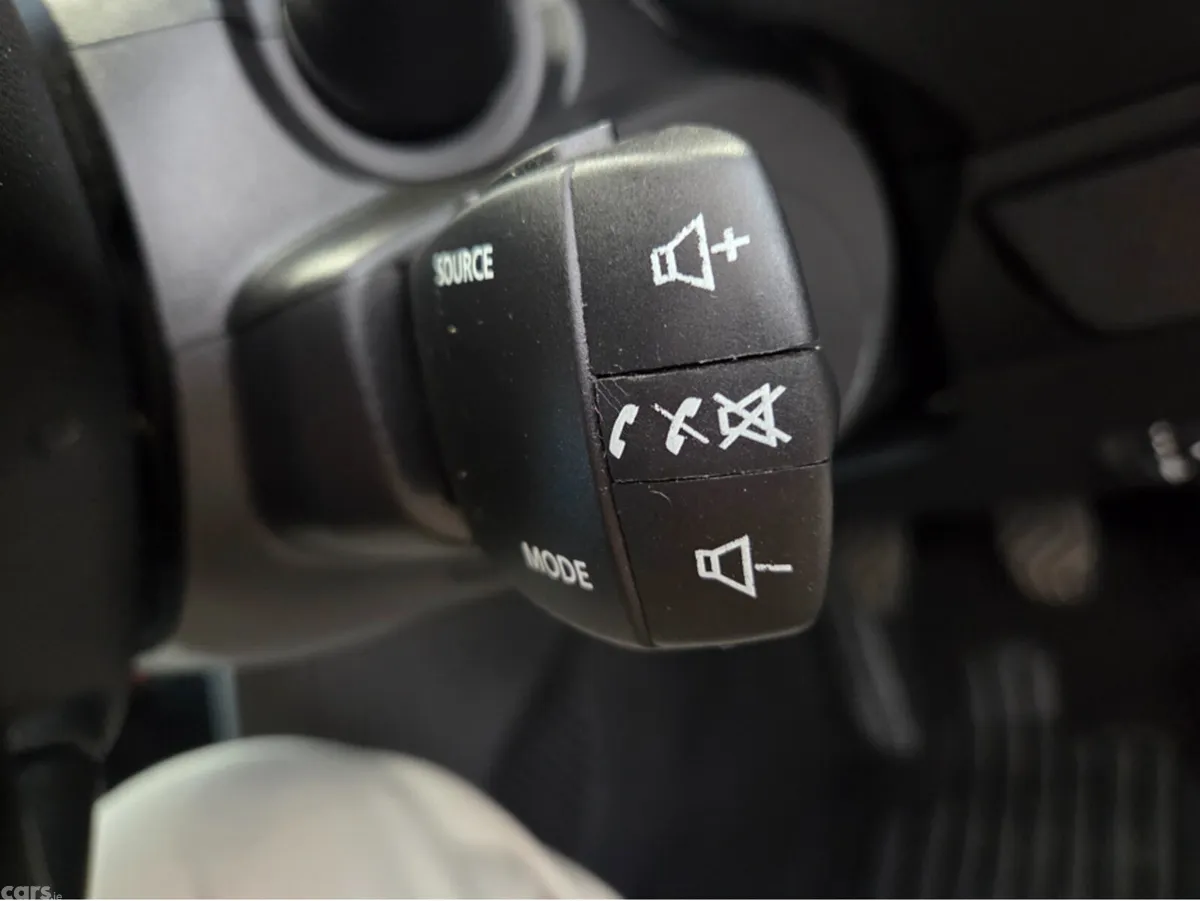 Dacia Sandero Hatchback, Petrol, 2023, Grey