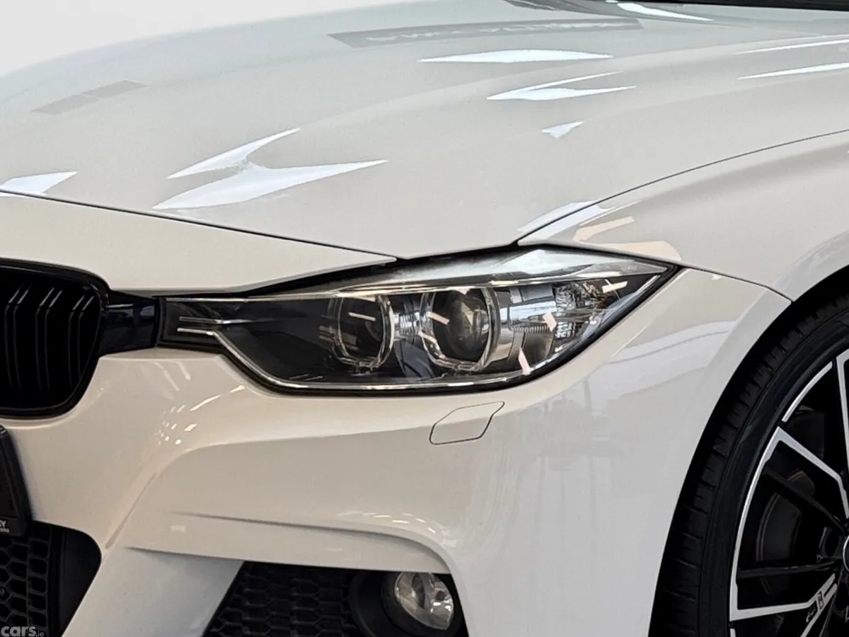 BMW 3-Series Saloon, Diesel, 2015, White