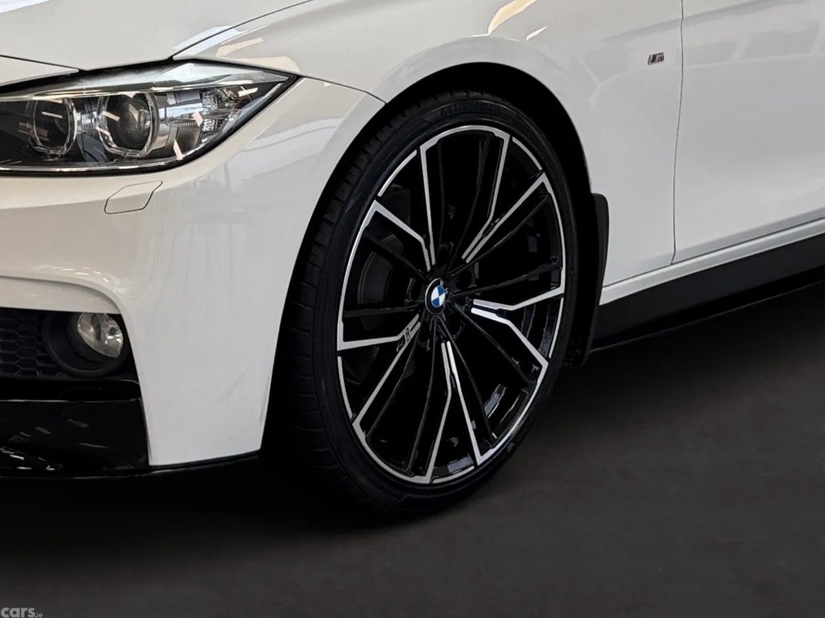 BMW 3-Series Saloon, Diesel, 2015, White