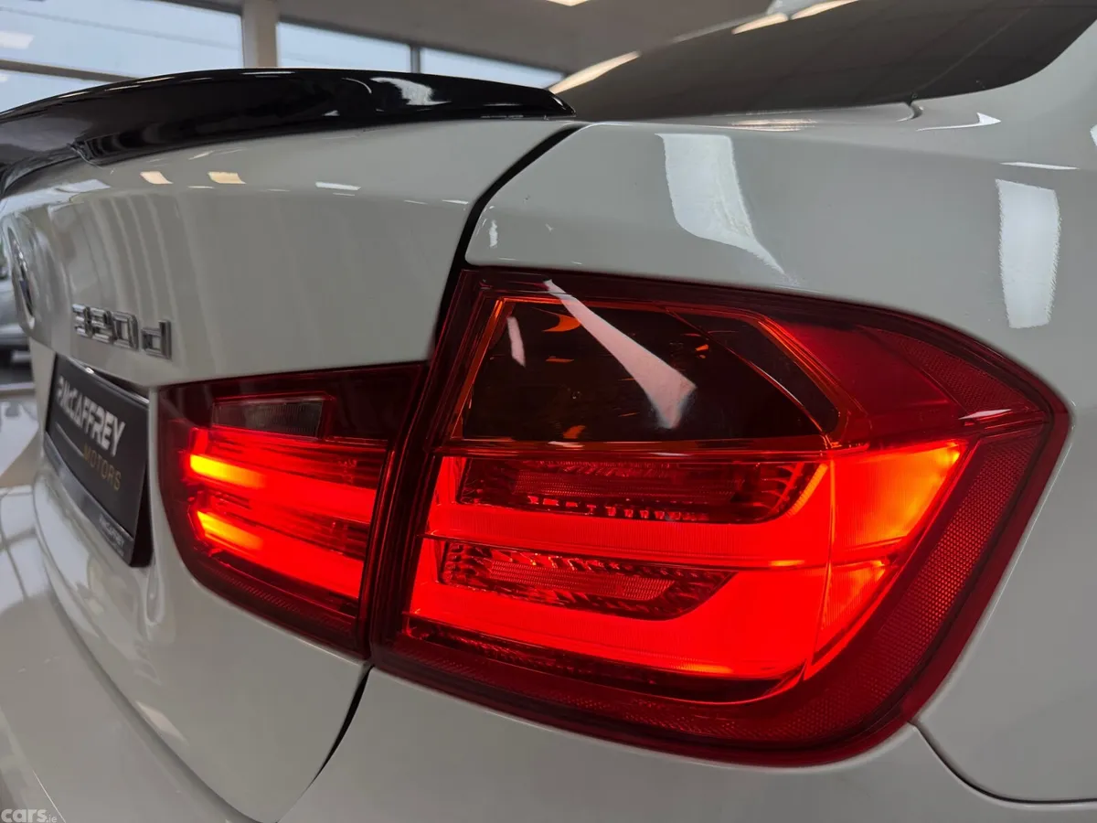 BMW 3-Series Saloon, Diesel, 2015, White