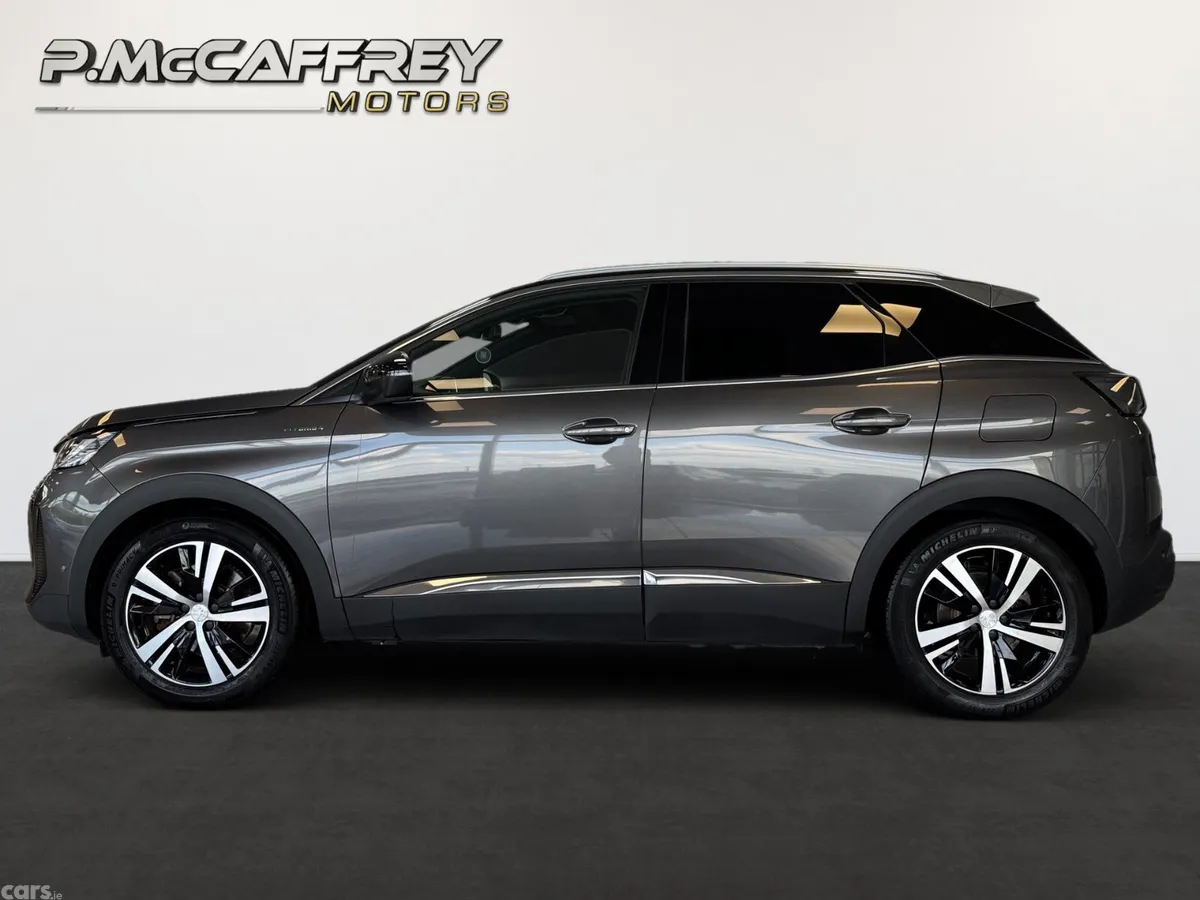 Peugeot 3008 SUV, Petrol Plug-in Hybrid, 2023, Grey