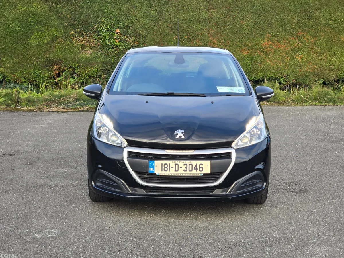 Peugeot 208 Hatchback, Diesel, 2018, Black