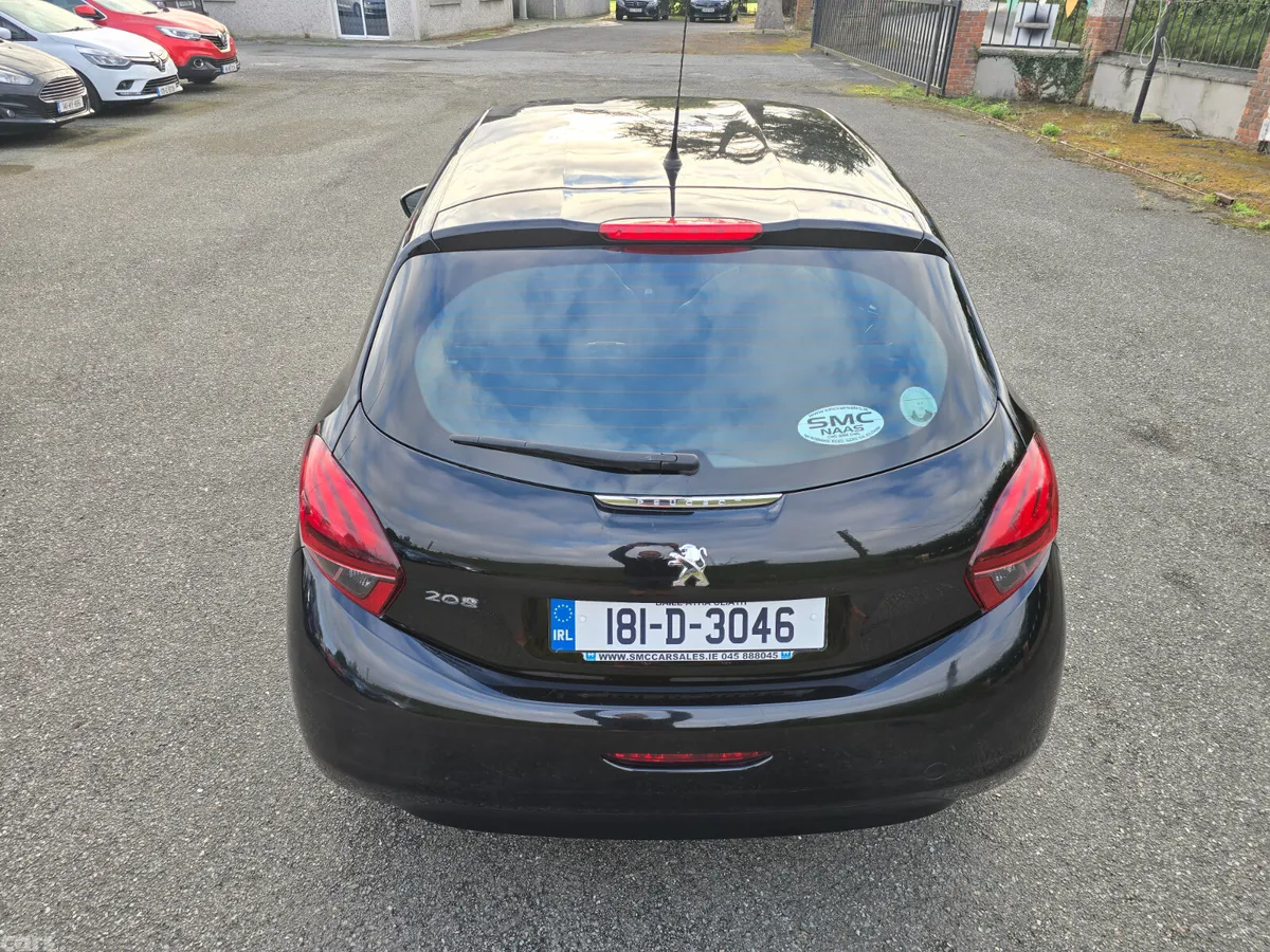 Peugeot 208 Hatchback, Diesel, 2018, Black