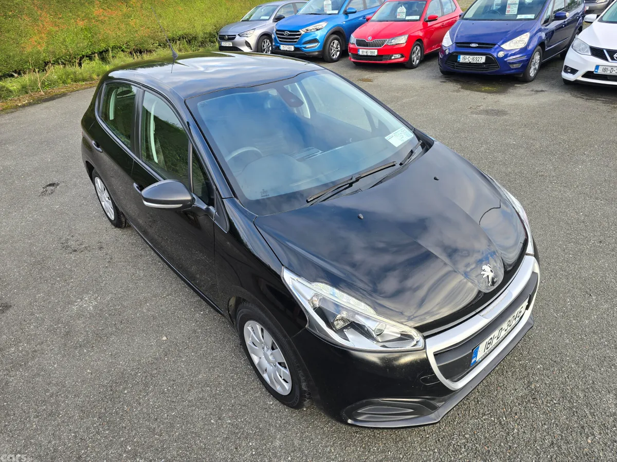 Peugeot 208 Hatchback, Diesel, 2018, Black