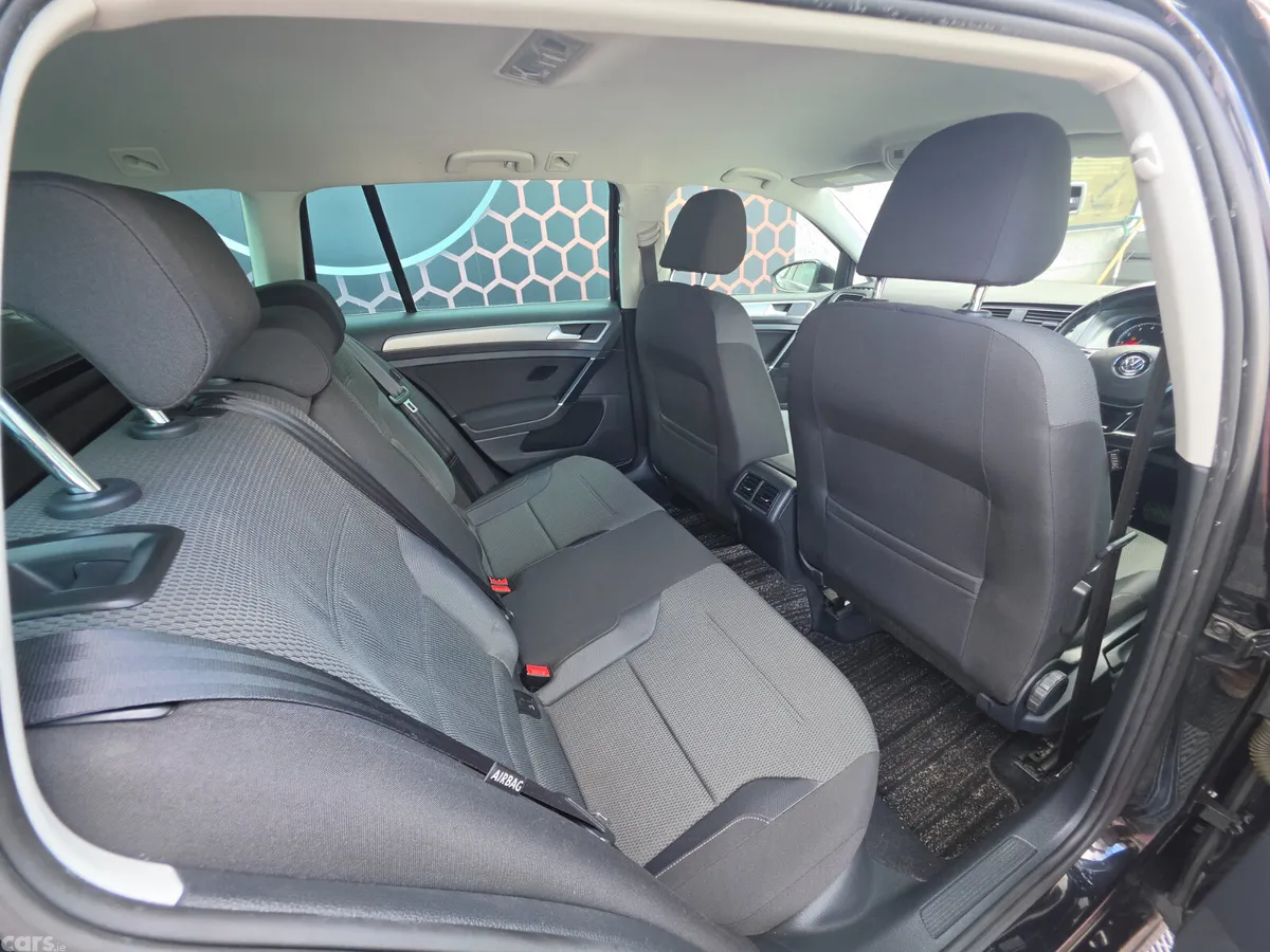 Volkswagen Golf Estate, Petrol, 2014, Black