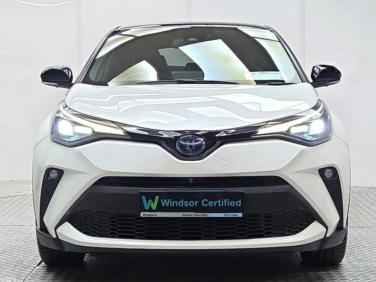 Toyota C-HR SUV, Petrol Hybrid, 2021, White