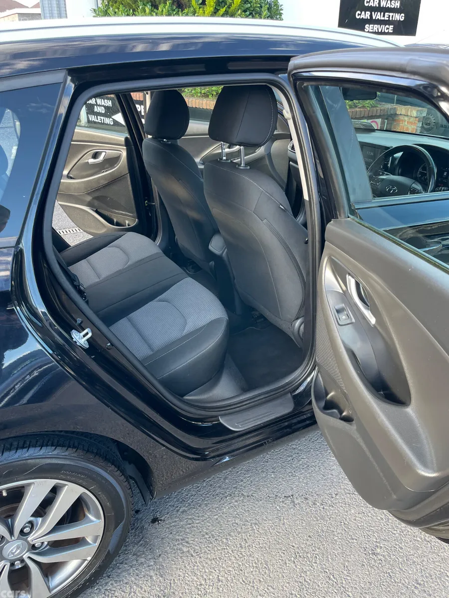 Hyundai i30 Estate, Diesel, 2018, Black