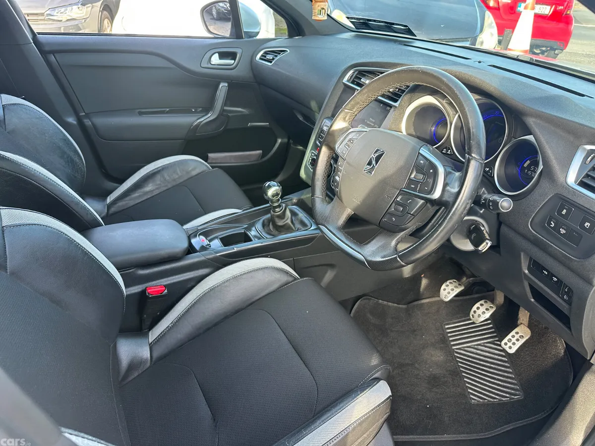 Citroen DS 4 Hatchback, Diesel, 2014, Silver