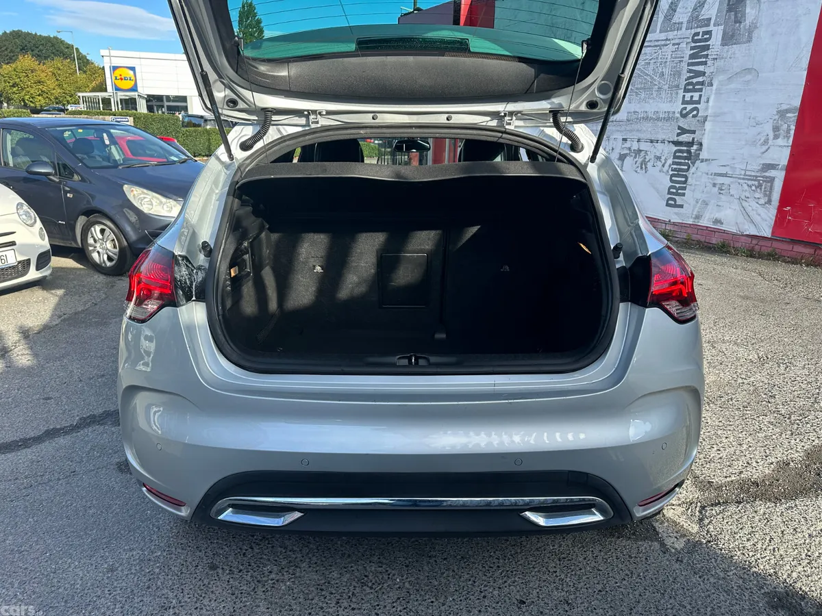 Citroen DS 4 Hatchback, Diesel, 2014, Silver
