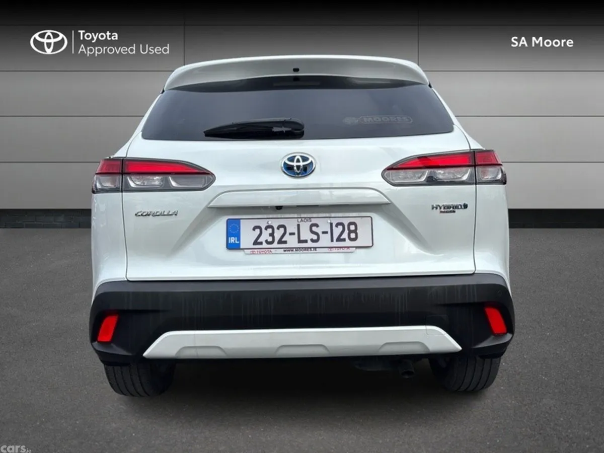 Toyota Corolla Cross SUV, Petrol Hybrid, 2023, White