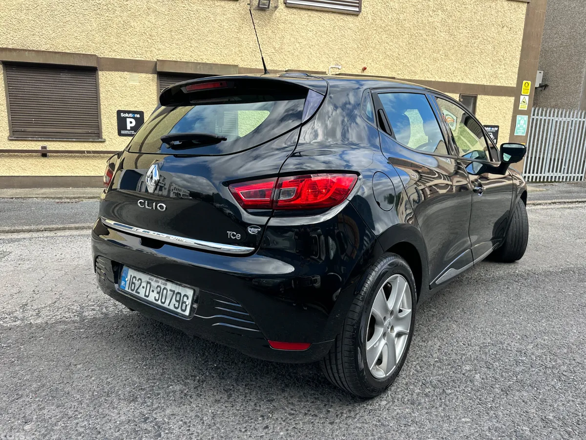 Renault Clio Hatchback, Petrol, 2016, Black