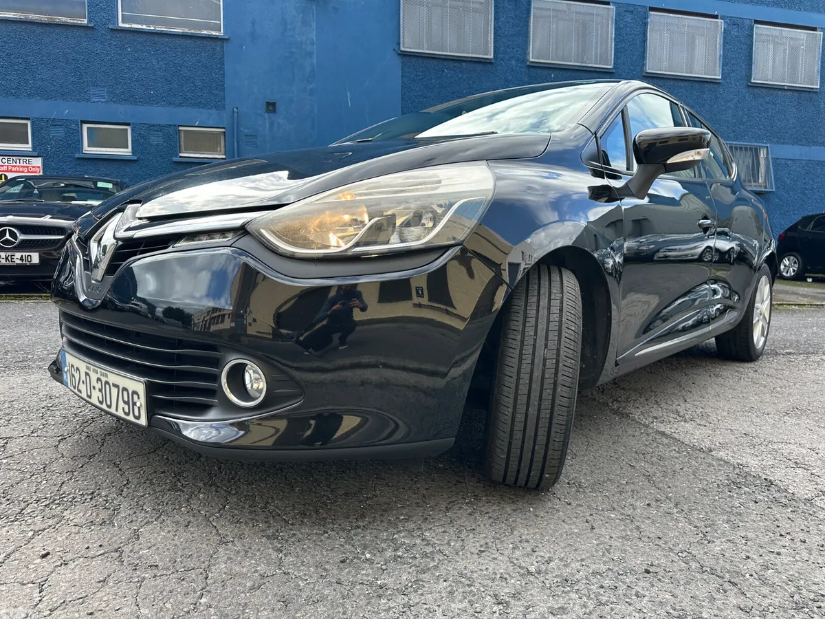 Renault Clio Hatchback, Petrol, 2016, Black