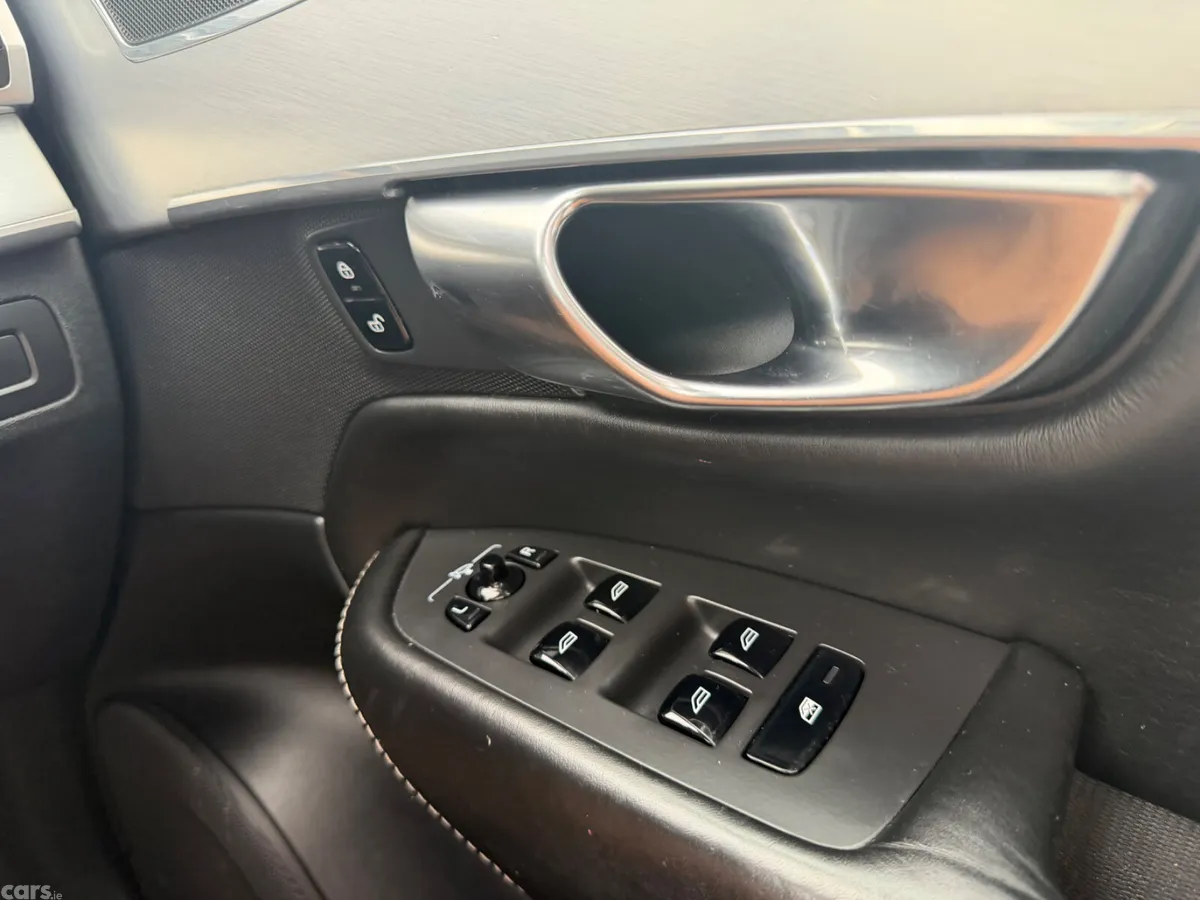 Volvo XC90 SUV, Petrol Plug-in Hybrid, 2019, Silver
