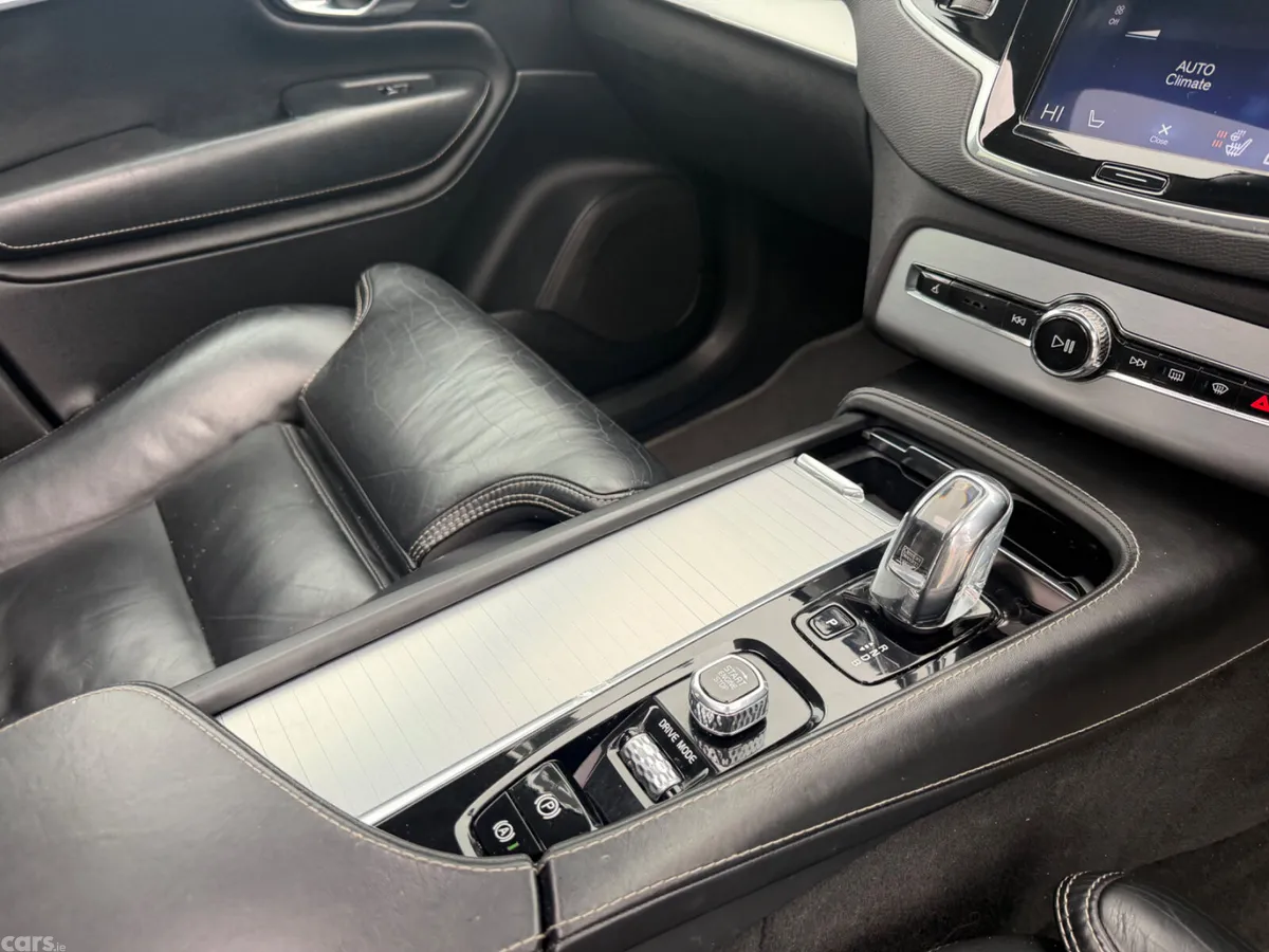 Volvo XC90 SUV, Petrol Plug-in Hybrid, 2019, Silver