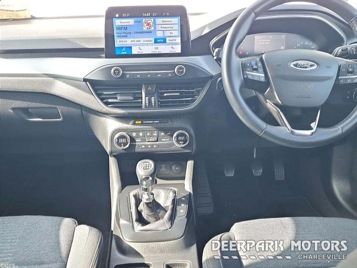 Ford Focus Hatchback, Petrol, 2023, Grey