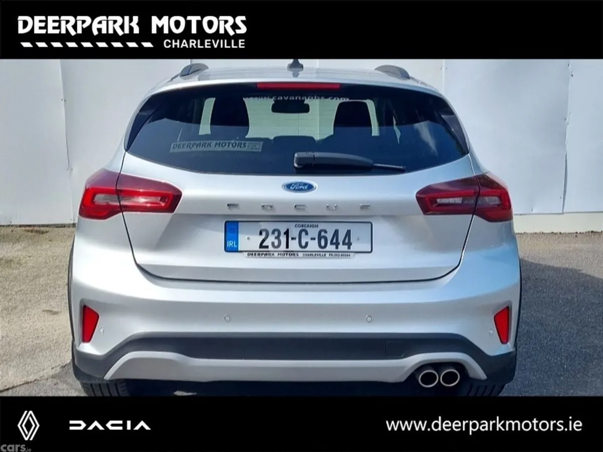 Ford Focus Hatchback, Petrol, 2023, Grey