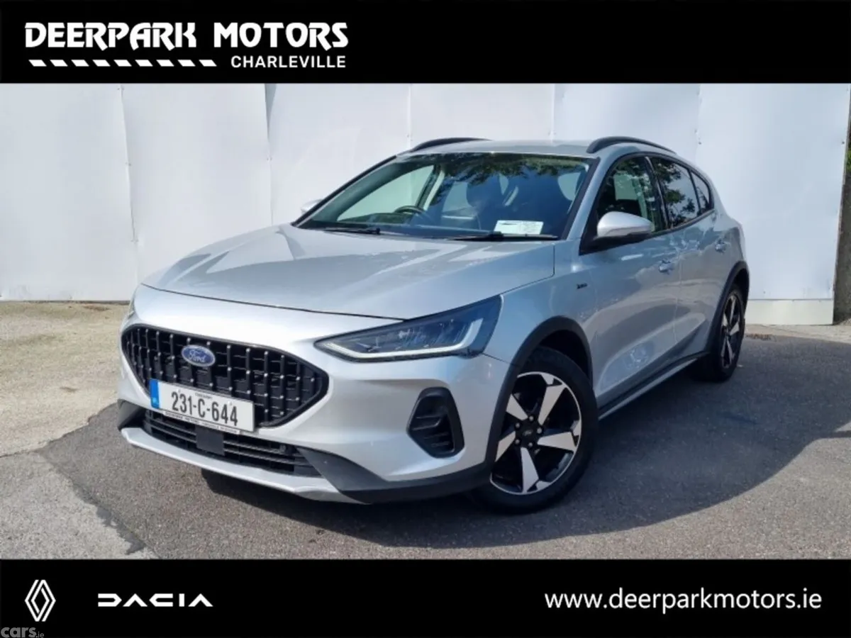 Ford Focus Hatchback, Petrol, 2023, Grey