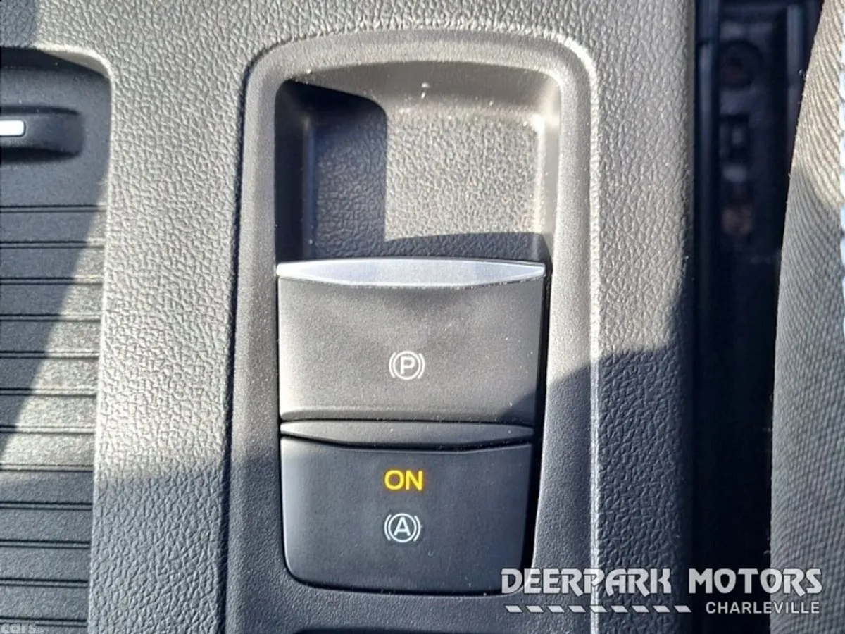 Ford Focus Hatchback, Petrol, 2023, Grey