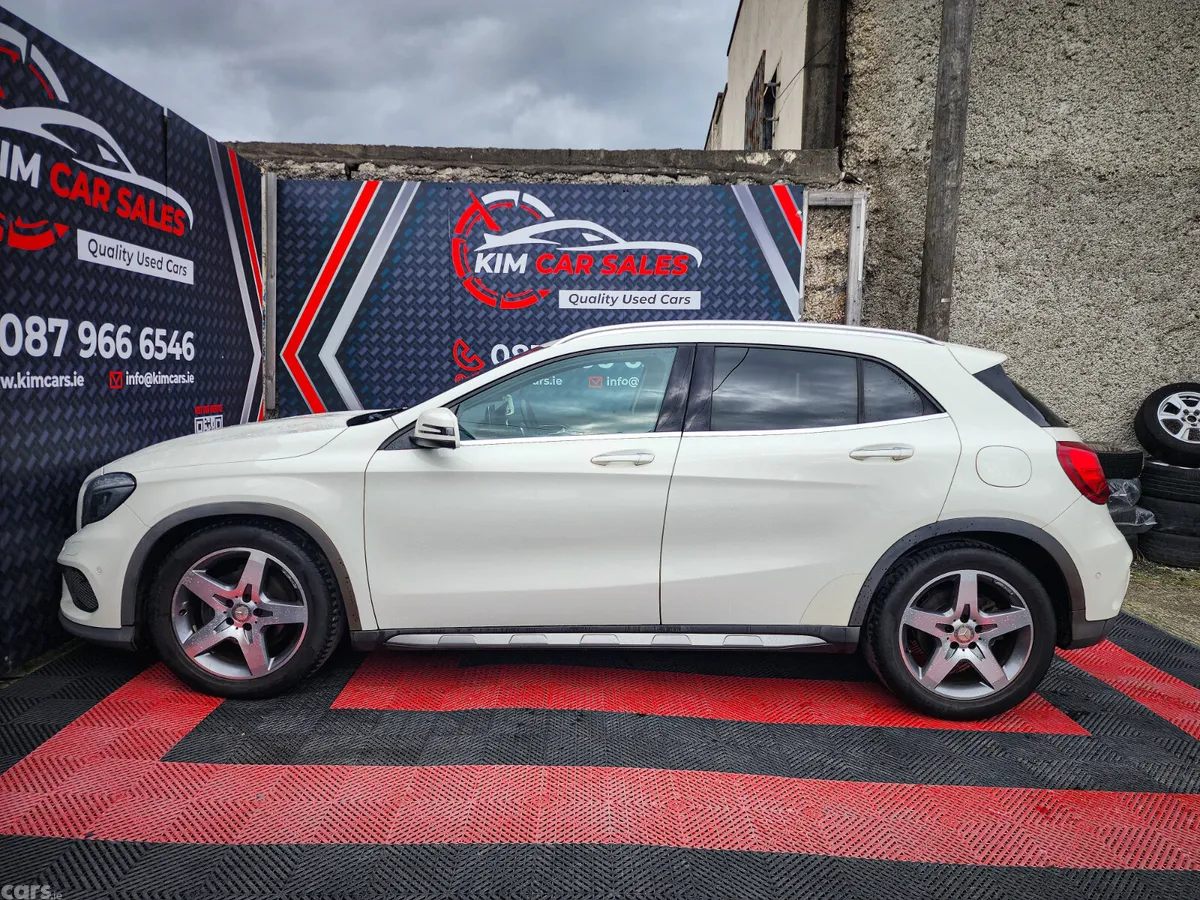 Mercedes-Benz GLA SUV, Petrol, 2016, White